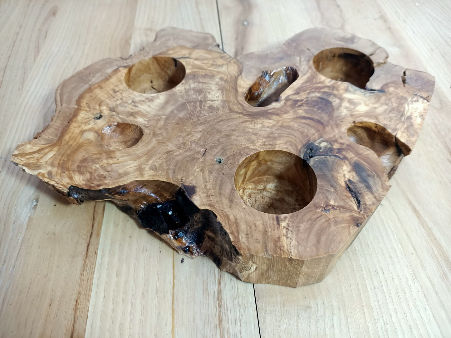 Live Edge Olive Home Decoration Pods