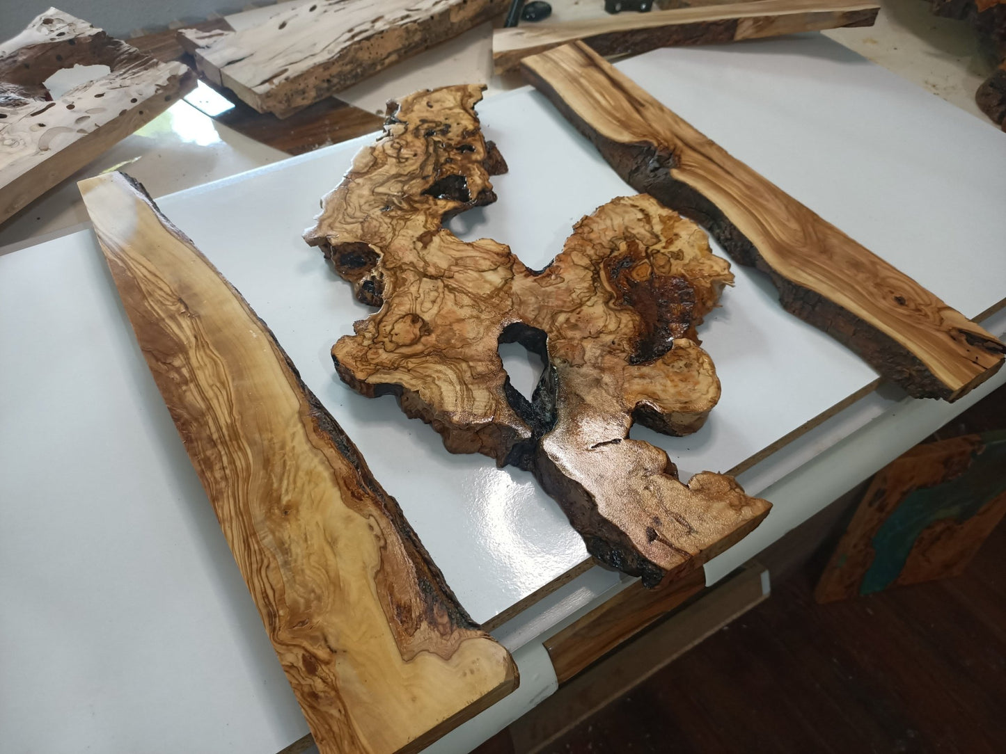 Olive Wood Slab Set in 3 Pieces For River Table