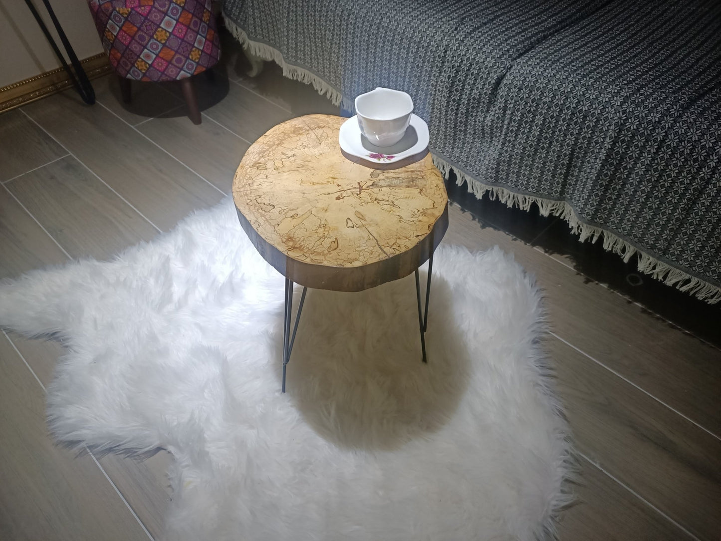 Live Edge End Table from Plane Tree 16"