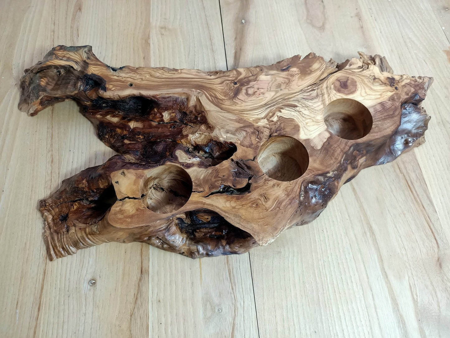 Live Edge Olive Home Decoration Pods